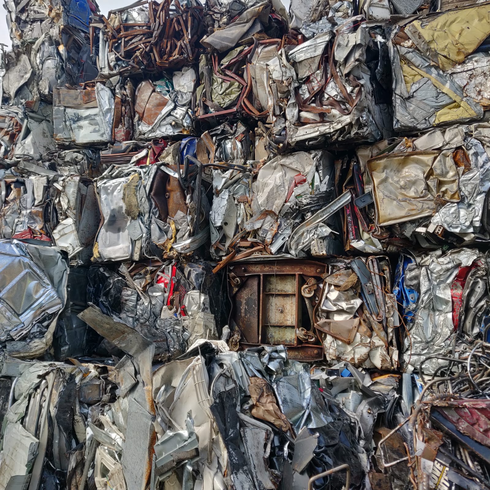 Metal Exporium Mission